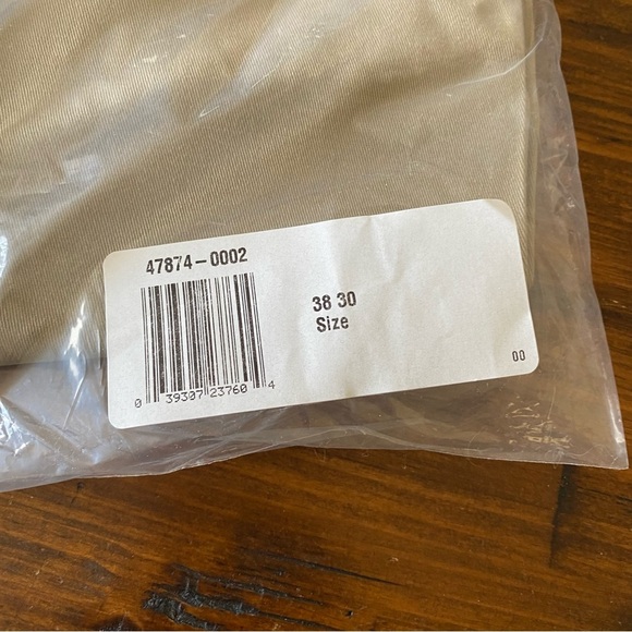 NWT Men’s Dockers Comfort Khaki 38 x 30 Relaxed Fit Stretch Pants Flat Front - Picture 9 of 9